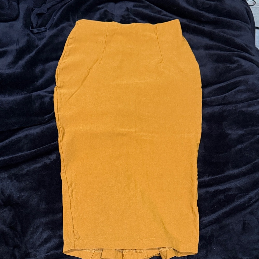 Unique Vintage Mustard Pencil Skirt